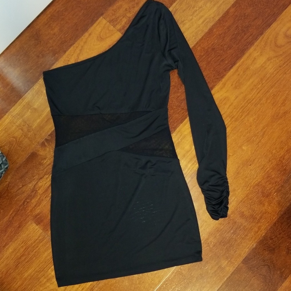 Black one sleeve mini bodycon dress